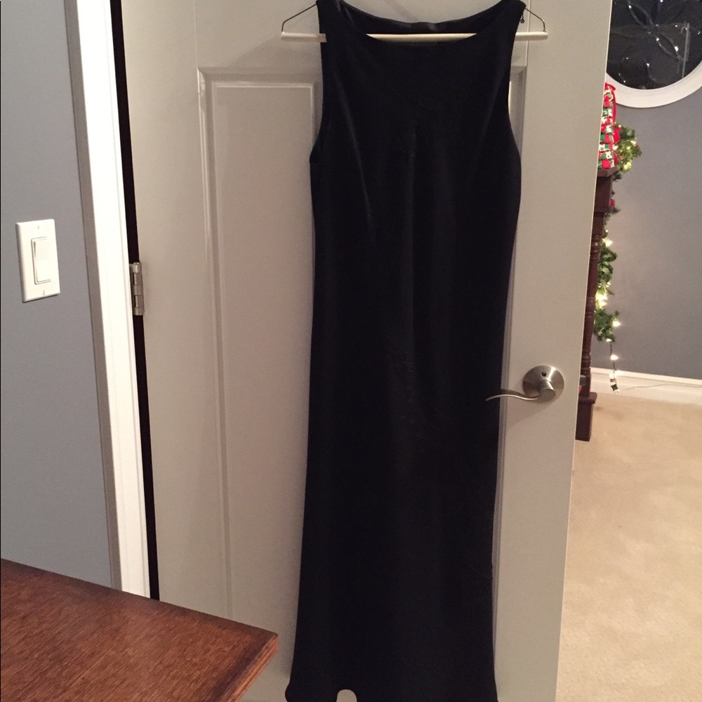 Size 10/JonesNew York Dress. Black/black beads